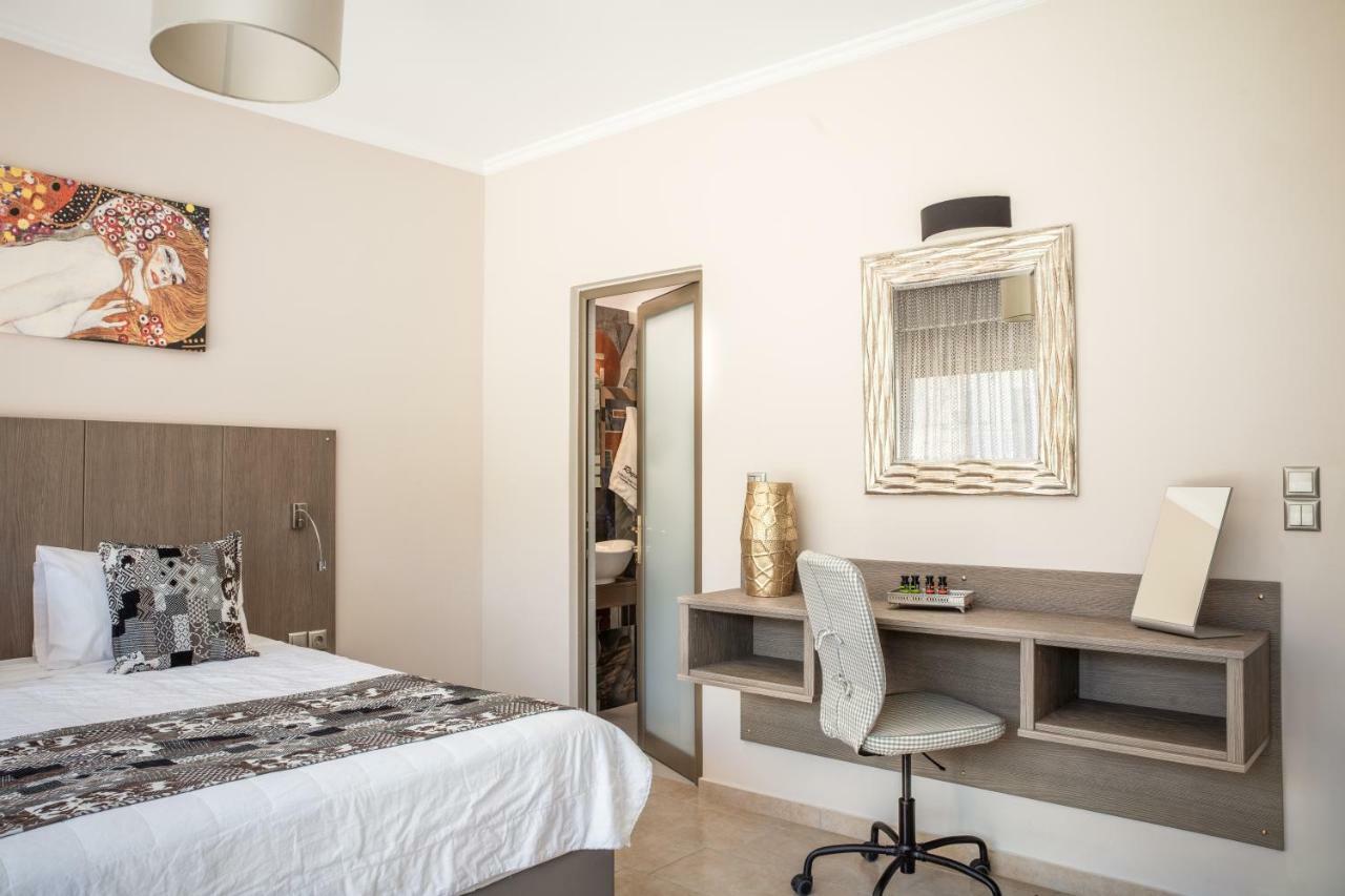 Royalty Suites Seaside Nikiti  Exterior foto